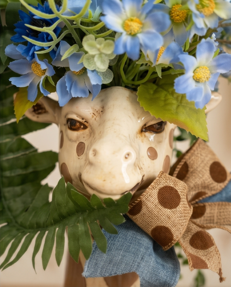 Little Explorer Giraffe Arrangement 🦒💙✨