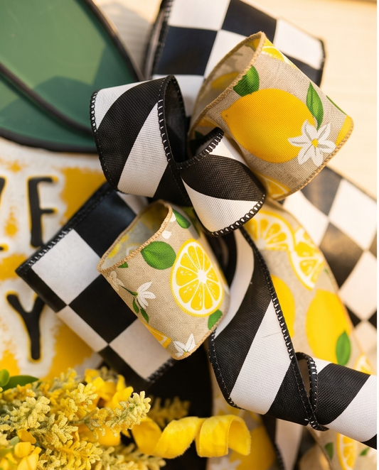 Squeeze the Day Lemon Door Accent
