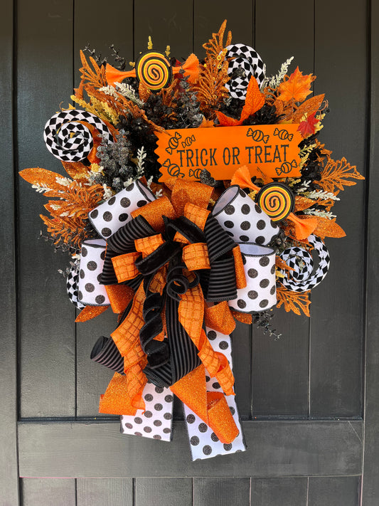 Trick or Treat Wreath