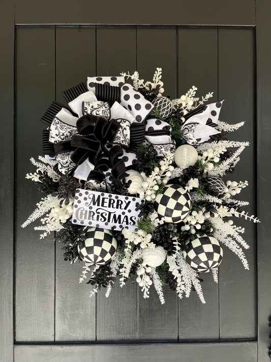 Black & White Merry Christmas.