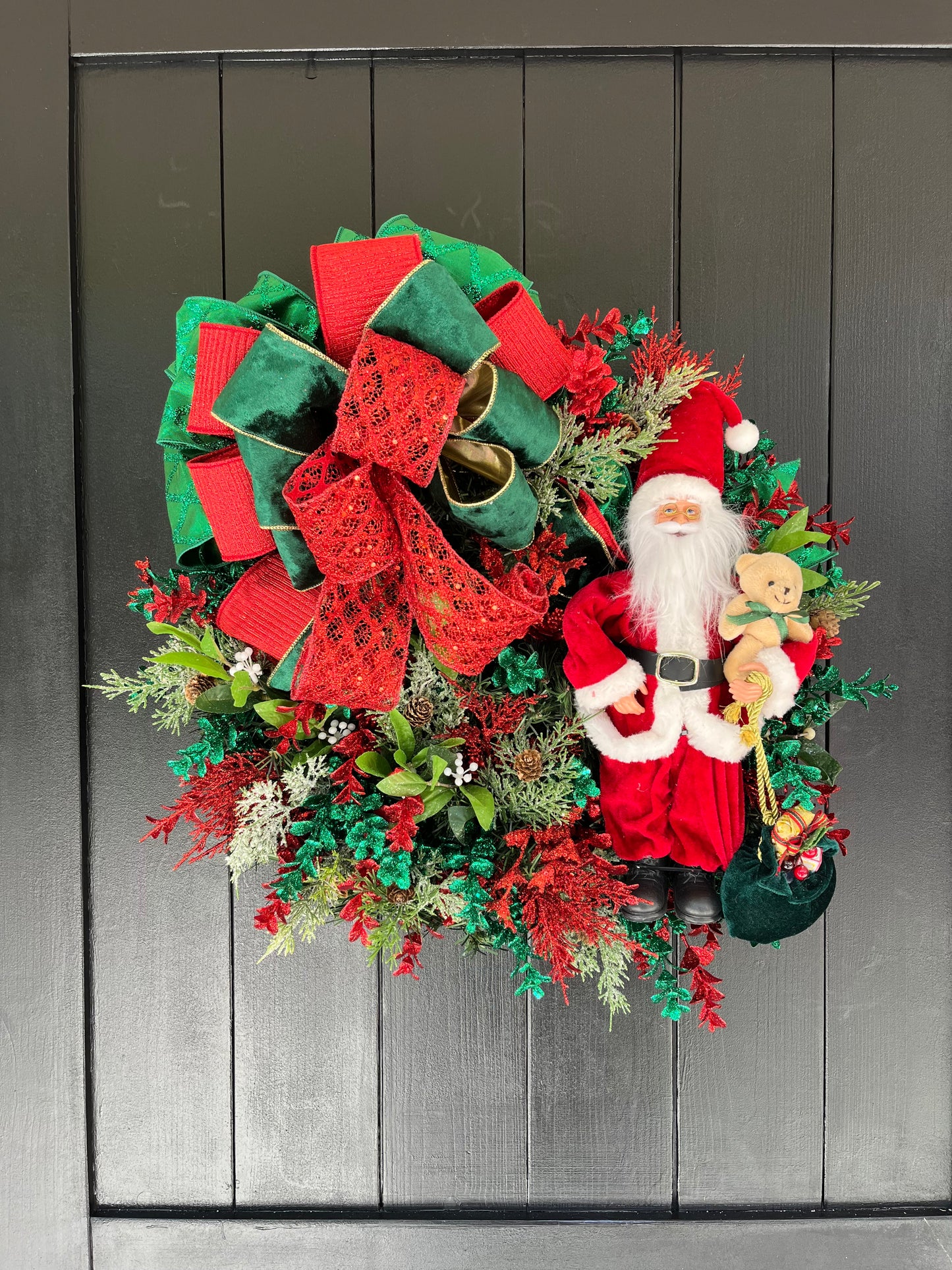 Classic Santa wreath.