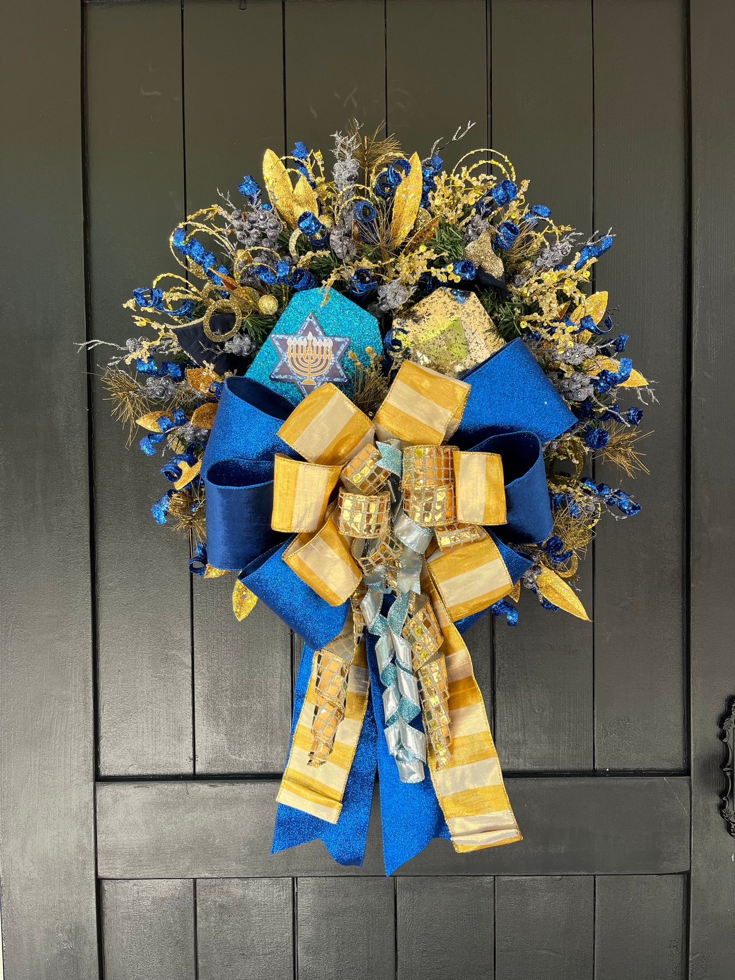 Classic Hanukkah Wreath.